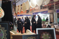 بازدید مسئولین  کشور  از هشتمین بازارچه دانشجویی و اولین جشنواره آیین های نوروزی