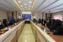 برگزاری جلسه مسئولین دانشکده با سرپرستان خوابگاههای دانشجویی و اهداء لوح سپاس